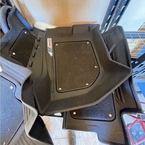 Car Floor Mats GMC denali Full Set Front And Back